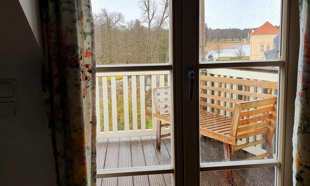 Loggiahaus Am Schloss, 5 Ferienwohnungen, Teils Mit Schloss- Und Seeblick Rheinsberg Exterior photo